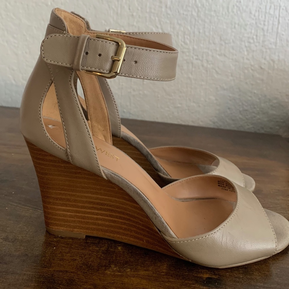 Nine West,  6 1/2 size, Nude color, Wet Sand color
